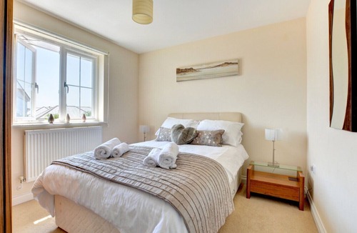 St Merryn House | 2 Rose Terrace - Three Bedroom House, Sleeps 6