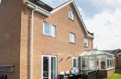 Heath House | 20%OFF | Spacious 5BR, 3BA Weekend Home in Cardiff