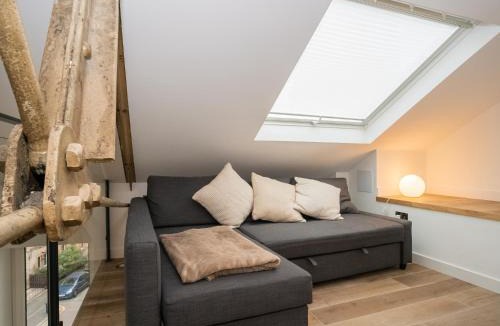 Merchiston Apartment | 2BD Loft Style Apt - Edinburgh - Free Parking - Pass the Keys