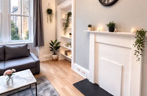 Edinburgh Apartment | 2BHK Easter Road, Edinburgh