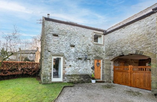 Monyash Cottage | 3 Bed in Bakewell (oc-93504)