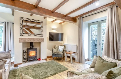 Monyash Cottage | 3 Bed in Bakewell (oc-93504)