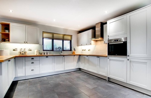 Bala House | 3 Bed in Bala (oc-bow162)
