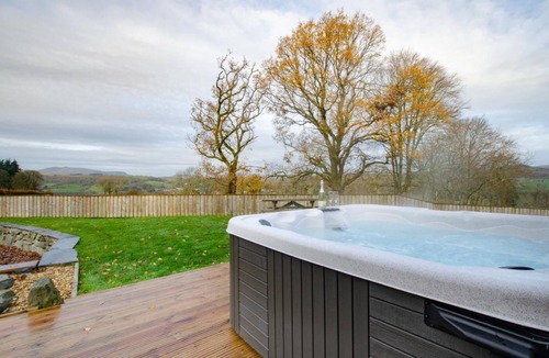 Bala House | 3 Bed in Bala (oc-bow162)
