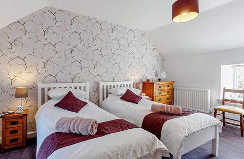 Baslow Cottage | 3 Bed in Baslow (oc-pk917)