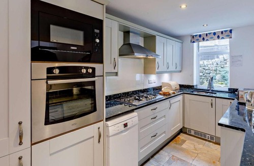 Baslow House | 3 Bed in Baslow oc-pk917