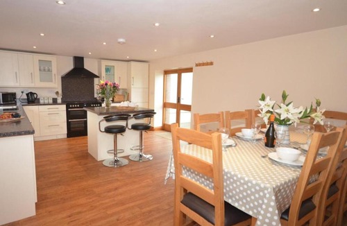 Woolfardisworthy House | 3 Bed in Bideford oc-treet