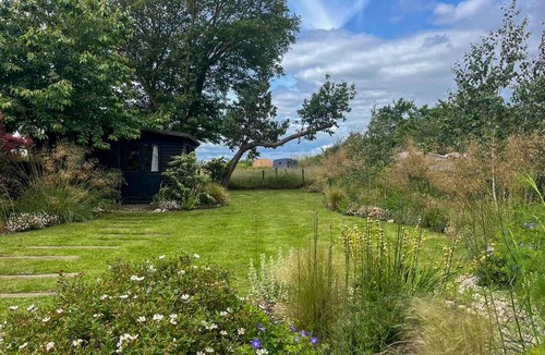 Blythburgh Cottage | 3 Bed in Blythburgh (oc-h27263)