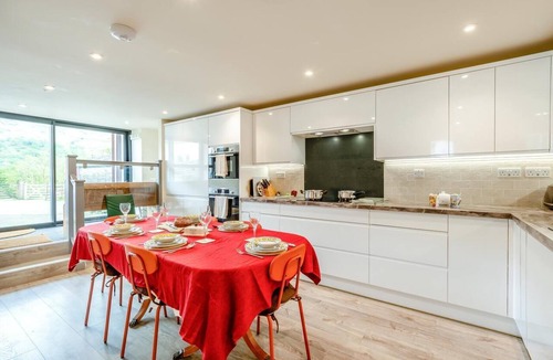 Borrowdale Cottage | 3 Bed in Borrowdale (oc-sz465)