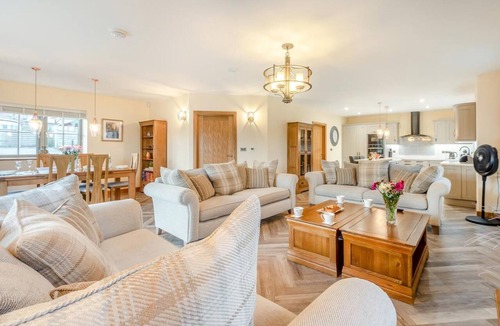 Wing Other | 3 Bed in Brampton (oc-p34636)