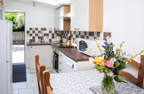 Llanfihangel Tal-y-llyn Cottage | 3 Bed in Brecon (oc-bn427)