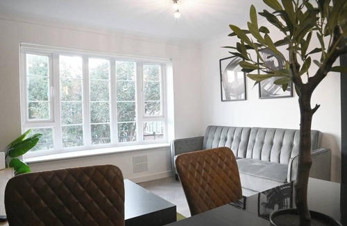 Mapperley Apartment | 3-Bed in Desirable Mapperley Park Near City Centre
