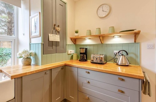 Dingwall Cottage | 3 Bed in Dingwall (oc-m39032)