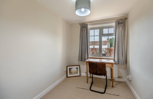 Docking Cottage | 3 Bed in Docking (oc-r29042)