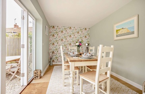 Docking Cottage | 3 Bed in Docking (oc-t27672)