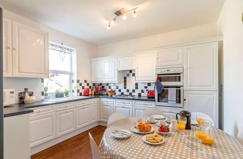 Harrogate City Centre Cottage | 3 Bed in Harrogate (oc-hh056)