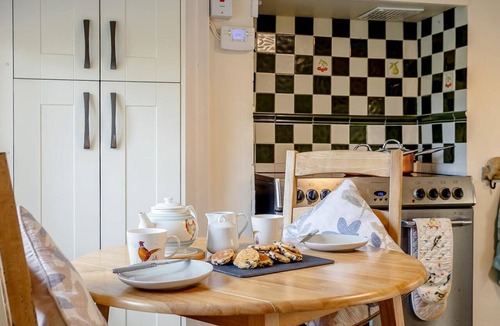 Caersws Cottage | 3 Bed in Llandrindod Wells (oc-65885)