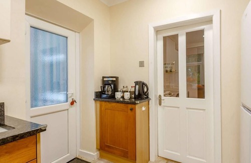 Llanfairfechan Cottage | 3 Bed in Llanfairfechan (oc-89646)