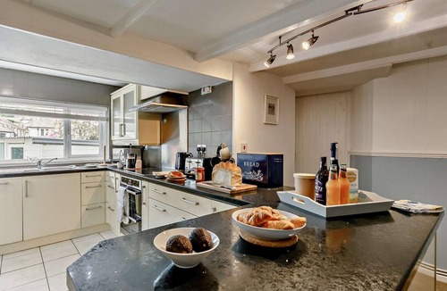 Polperro Cottage | 3 Bed in Looe (oc-92273)