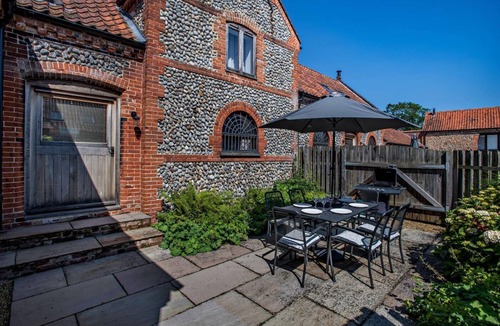Bodham Cottage | 3 Bed in Lower Bodham (oc-h29592)