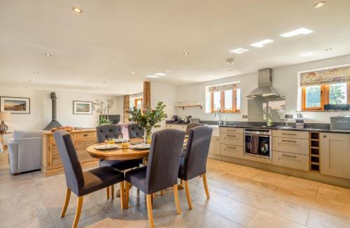 Bodham House | 3 Bed in Lower Bodham oc-p29593