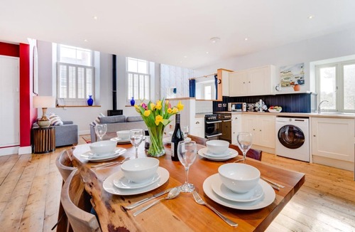 Penzance Cottage | 3 Bed in Newbridge (oc-p00869)