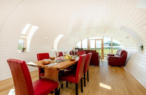 Etchinghill Cabin | 3 Bed in Stelling Minnis oc-ct031