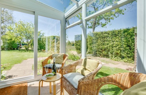 Abbess Roding Cottage | 3 Bed in Tenterden (oc-tn555)