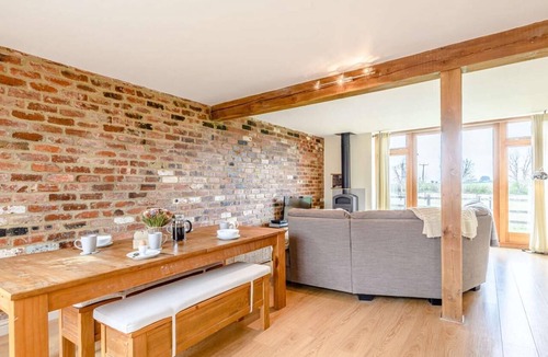 Fakenham Cottage | 3 Bed in Toftrees (oc-kt076)