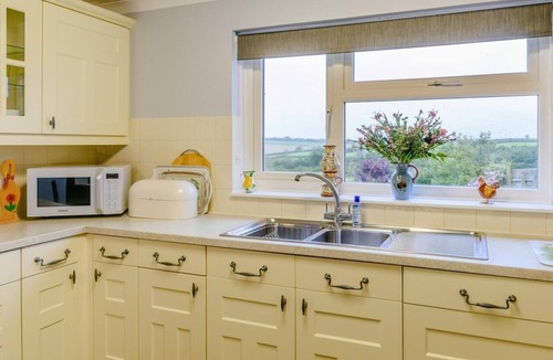Langtree House | 3 Bed in Torrington (oc-79041)