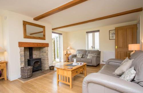 West Lulworth House | 3 Bed in Wareham oc-dc137