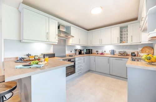 Waren Mill Apartment | 3 Bed in Waren Mill (oc-gd1928)