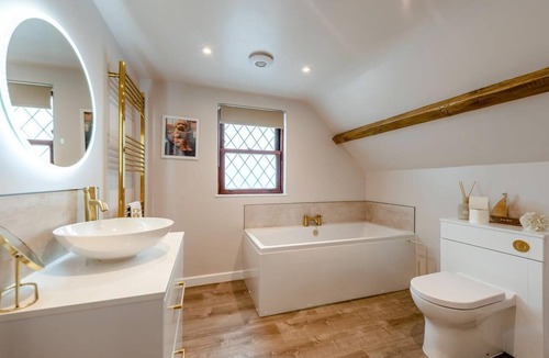 West Down Cottage | 3 Bed in West Down (oc-r29627)