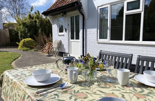 Wighton Cottage | 3 Bed in Wighton (oc-kt085)