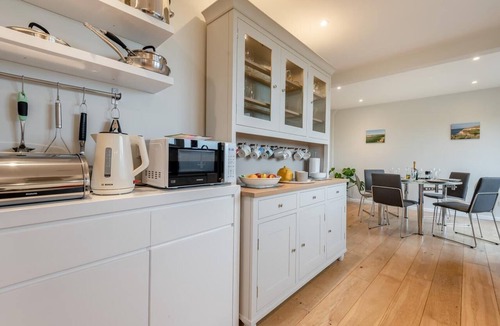 Worth Matravers House | 3 Bed in Worth Matravers (oc-h32107)