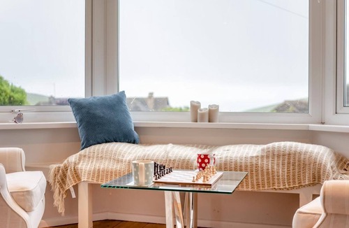 Worth Matravers House | 3 Bed in Worth Matravers (oc-h32107)
