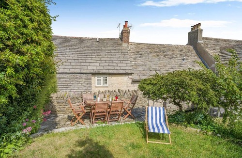 Worth Matravers Cottage | 3 Bed in Worth Matravers (oc-ic035)