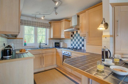 Hoveton Cottage | 3 Bed in Wroxham (oc-1496)