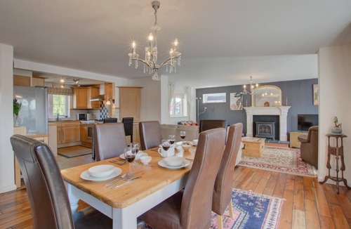 Hoveton Cottage | 3 Bed in Wroxham (oc-1496)