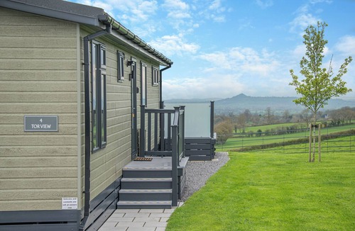 Shepton Mallet Ski Chalet | 3 bedroom accommodation in Midsomer House, East Compton