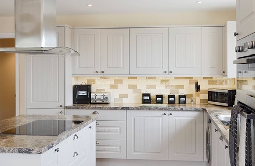 Chute Forest Cottage | 3 bedroom accommodation in Faberstown, near Andover
