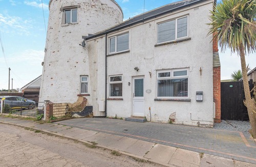 Mablethorpe and Sutton Cottage | 3 bedroom accommodation in Trusthorpe, Mablethorpe