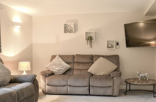 Exeter Cottage | 3 bedroom accommodation in Nadderwater