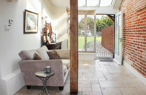 Hethel Cottage | 3 bedroom accommodation in Tacolneston