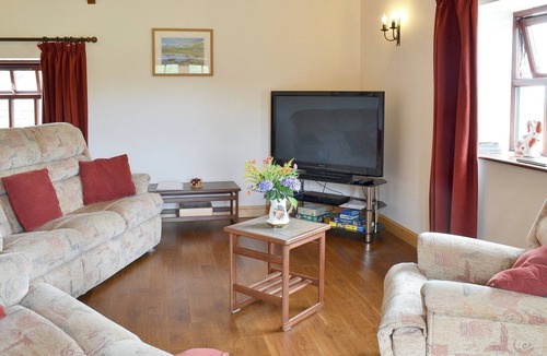 Bontnewydd Cottage | 3 bedroom accommodation in Bontnewydd, near Caernarfon