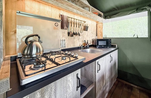 Eccles Ski Chalet | 3 bedroom accommodation in Halling