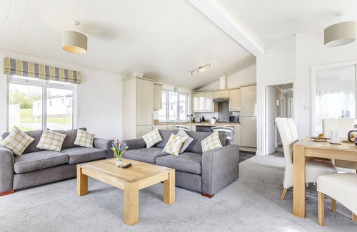 White Cross Ski Chalet | 3 bedroom accommodation in Newquay