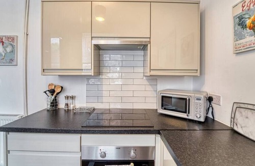 Spetchley House | 3 bedroom Worcester Home with Garden