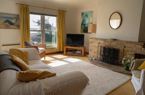 Thurlestone House | 3 Linkside, Thurlestone, South Devon, family home close to the beach