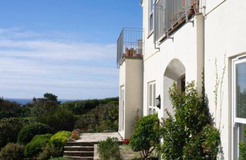 Thurlestone House | 3 Linkside, Thurlestone, South Devon, family home close to the beach